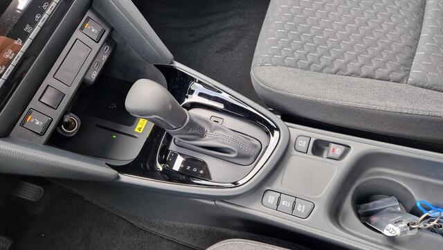 Toyota YARIS Cross 1.5 Hybrid 130 Dynamic incl Toyota Safety Sense Pack !!