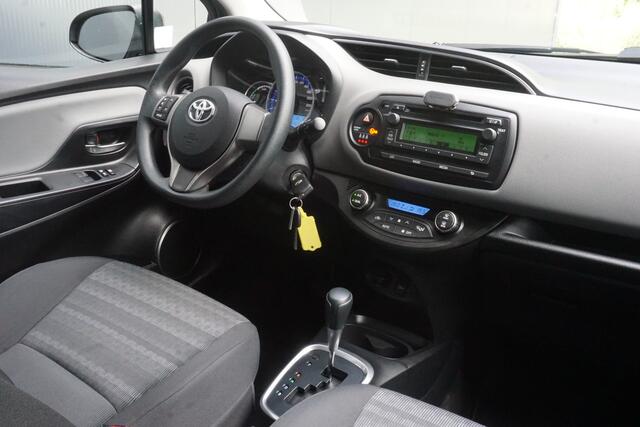 Toyota YARIS 1.5 Hybrid Aspiration | Automaat | Rijklaar | PDC | Airco | Radio | 15'' LM |
