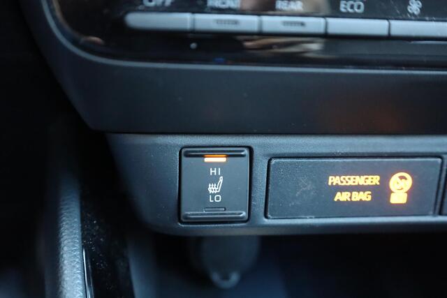 Toyota YARIS 1.5 Hybrid Executive PANO CARPLAY HALF-LEER STOEL/STUURVERW. CAMERA HUD CRUISE CLIMA DAB 2XPDC 17''LMV KEYLESS-ENTRY/START