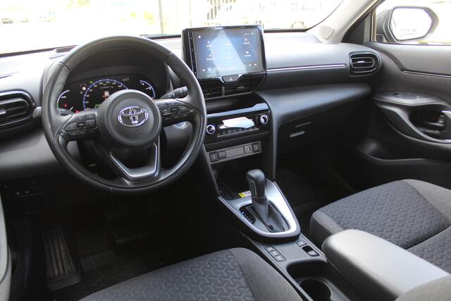 Toyota YARIS Cross 1.5 Hybrid Dynamic Special | Rijklaar | Head Up | El.achterklep | Stoel-/stuurverw. | LED | Keyless | Apple/Android | Navi