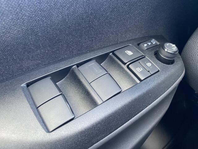 Toyota YARIS 1.5 Hybrid 130 Launch Edition