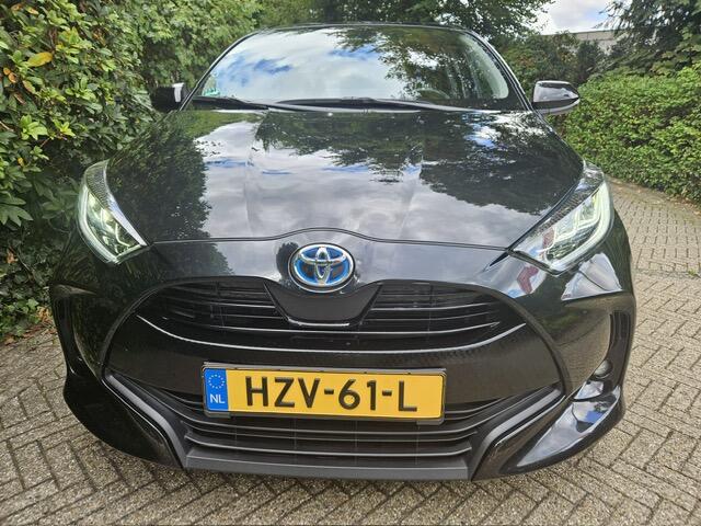 Toyota YARIS 1.5 Hybrid Dynamic Afneembare Trekaak/Carplay/Stoel verwarming