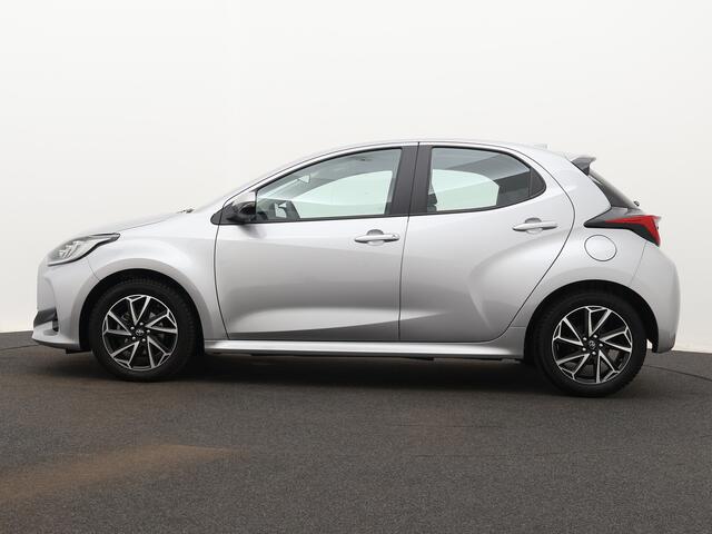 Toyota YARIS 1.5 VVT-i Dynamic Multimedia | Navigatie |