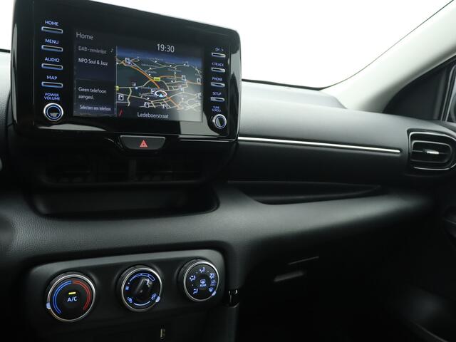 Toyota YARIS 1.5 VVT-i Dynamic Multimedia | Navigatie |