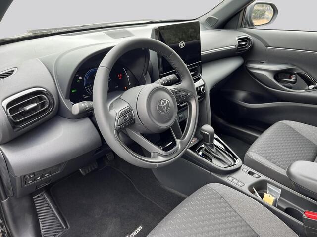 Toyota YARIS 1.5 Hybrid Dynamic 130 pk | Safety |winter pack |