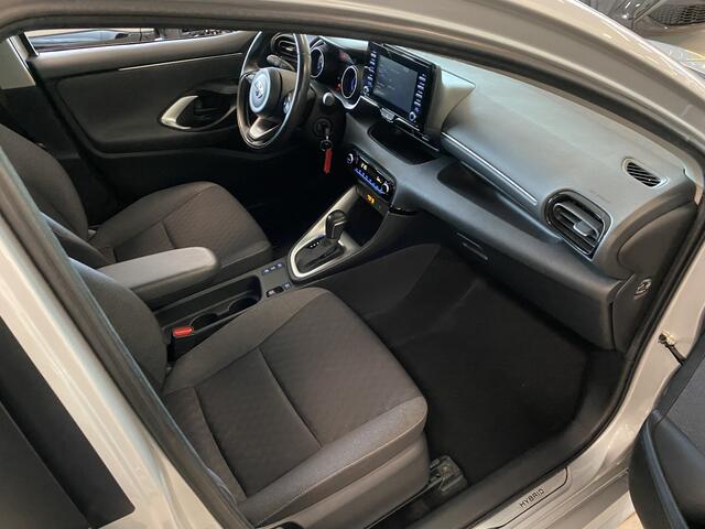 Toyota YARIS 1.5 Hybrid 115 Dynamic Edition