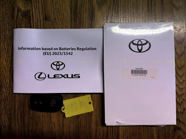 Toyota YARIS 1.5 Hybrid 115 First Edition - Apple Carplay, Airco, Achteruitrijcamera, Adap. Cruise!