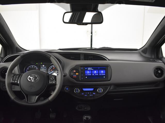 Toyota YARIS 1.5 VVT-i Bi Tone | Stoelverwarming | Carplay