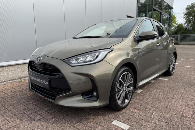 Toyota YARIS 1.5 Hybrid 130 Executive Stoel- & Stuur verwarming, HUD, Dodehoek detectie, Parkeersensoren rondom, JBL, LED, Leder met premium stof, Smart Key