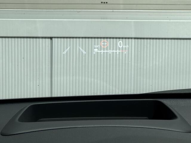 Toyota YARIS 1.5 VVT-i Dynamic Head-up display, Apple/Android, Camera, Voorstoelen verwarmd , All-in Rijklaarprijs