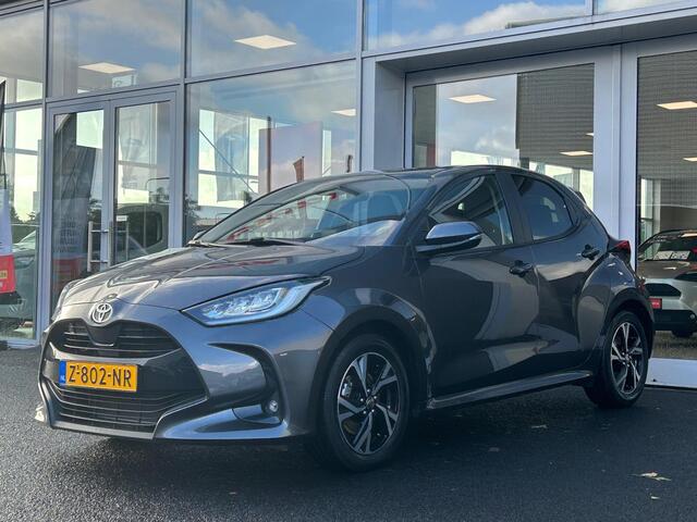 Toyota YARIS 1.5 Hybrid 115 First Edition