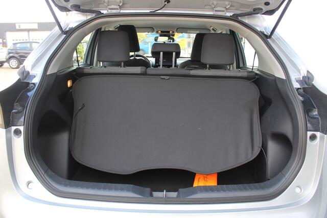 Toyota YARIS Cross 1.5 Hybrid Active Apple carplay/ android auto l All weather banden | Armsteun | Elektrisch inklapbare buitenspiegels | Climate control | Achteruitrijcamera | Verwarmbare spiegel VDL auto