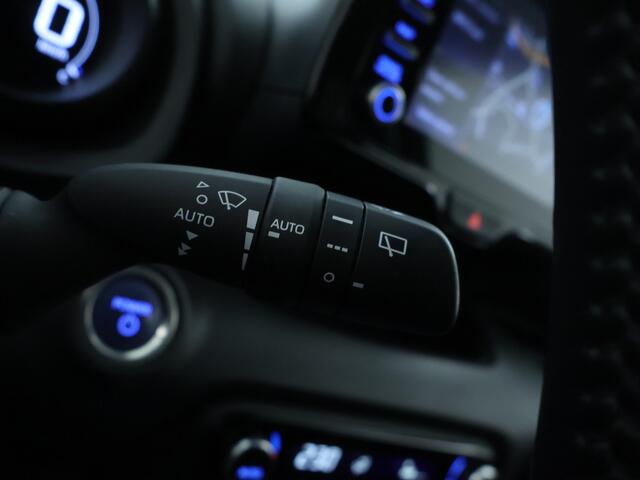 Toyota YARIS 1.5 Hybrid Dynamic