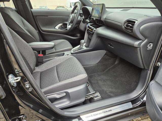 Toyota YARIS Cross 1.5 Hybrid Team-D Electr.A.Klep/parkhulp/achteruit camera