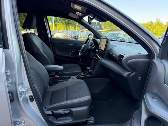 Toyota YARIS 1.5 HYBRID 130 PK DYNAMIC AUTOMAAT Nieuw! LUXE UITVOERING