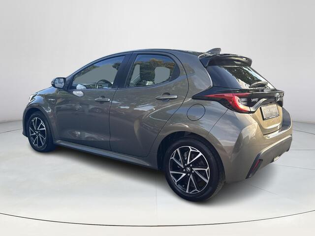 Toyota YARIS 1.5 Hybrid Dynamic | 06-10141018 Voor meer informatie