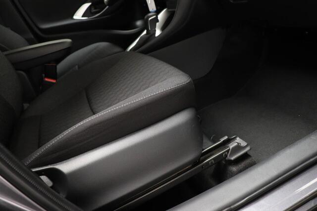 Toyota YARIS 1.5 Hybrid Active | DAB | APPLE | CAMERA