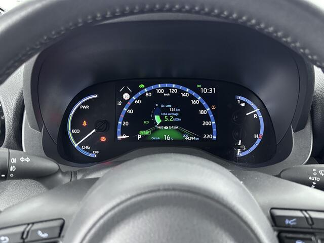 Toyota YARIS Cross 1.5 Hybrid Dynamic Plus | Parkeersensoren V+A | Stoelverwarming |