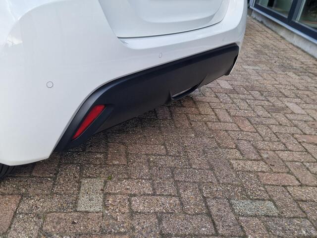 Toyota YARIS 1.5 Hybrid 115 Business Plus