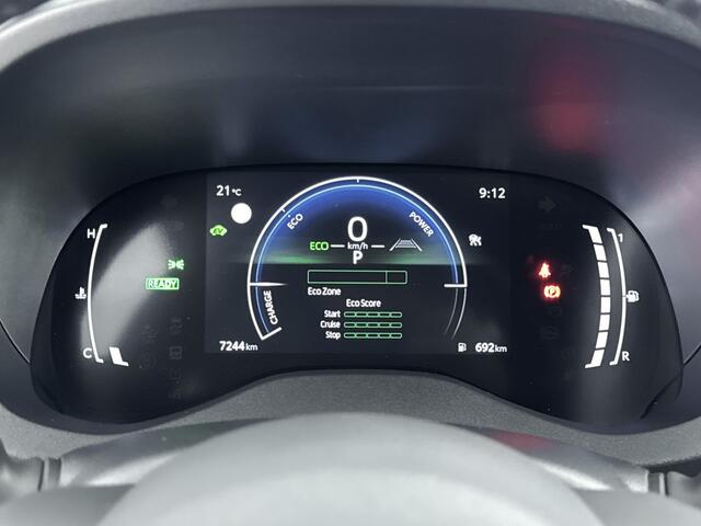 Toyota YARIS Cross 1.5 Hybrid Dynamic | Apple Carplay/Android Auto | Stoel-/Stuur verwarming | Lichtmetalen Velgen | Metaallak |