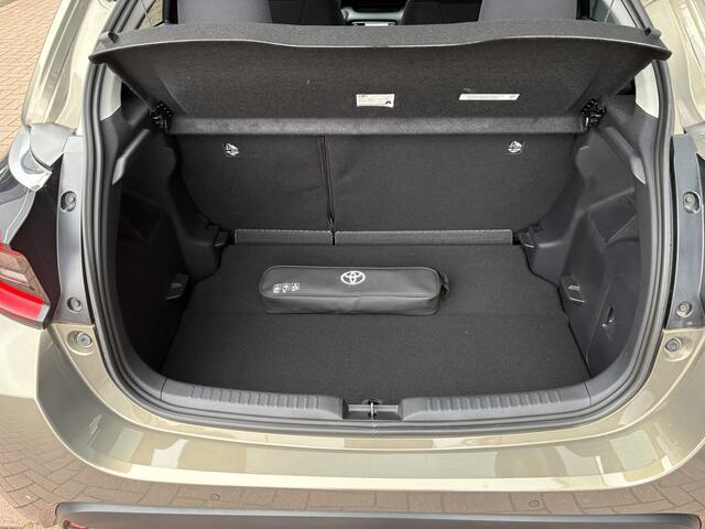 Toyota YARIS 1.5 Hybrid Dynamic 5-drs. CAMERA/CARPLAY/CLIMA/ADAPT.CRUISE/PDC