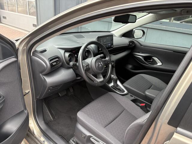 Toyota YARIS 1.5 Hybrid Dynamic 5-drs. CAMERA/CARPLAY/CLIMA/ADAPT.CRUISE/PDC