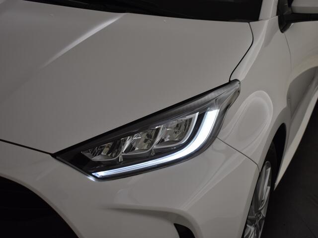 Toyota YARIS 1.5 VVT-i Active Plus | Stoelverwarming | Carplay | LM Velgen