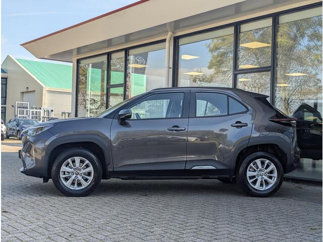 Toyota YARIS Cross 1.5 Hybrid 115 Active | ACC | PDC V+A | Climate control | Apple Carplay / Android Auto | Qi-lader