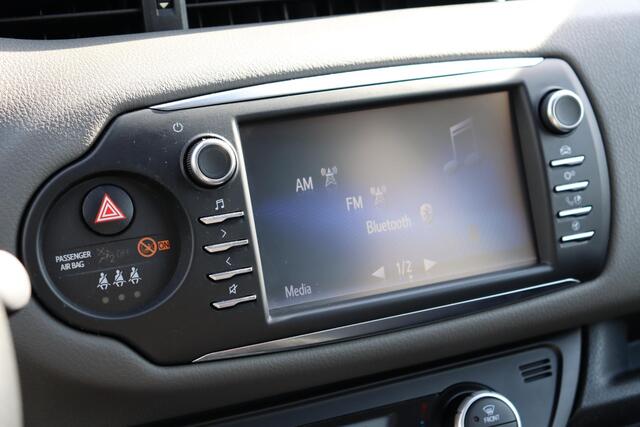 Toyota YARIS 1.5 Hybrid Active, Trekhaak, Parkeercamera