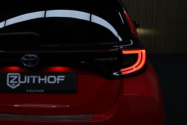 Toyota YARIS 1.5 Hybrid Executive | Adaptive-cruise | Camera | Head-up Display | Clima | Apple Carplay & Android Auto | Maps Navigatie | Leder | Keyless | Stoelverwarming