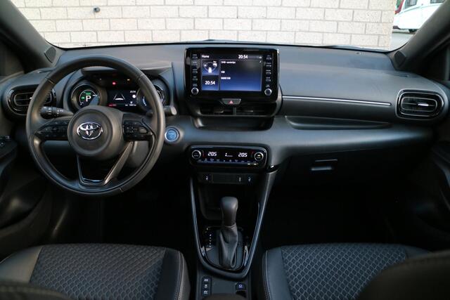 Toyota YARIS 1.5 Hybrid Executive | Navi | Leder | Camera | Automaat! |