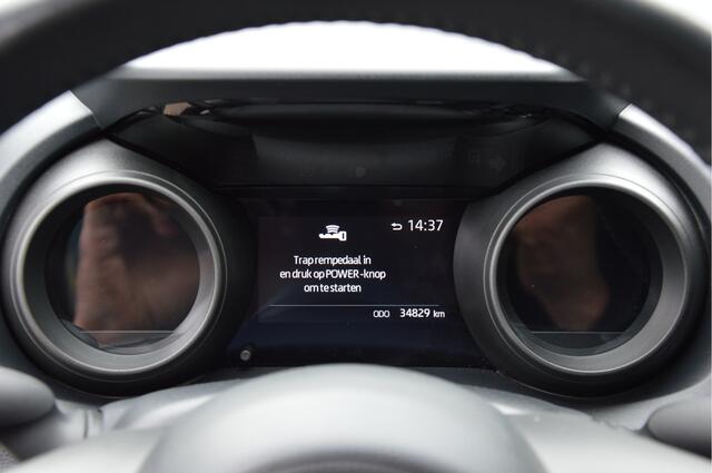 Toyota YARIS 1.5 Hybrid Dynamic LED | CLIMA | CAMERA | HEAD UP