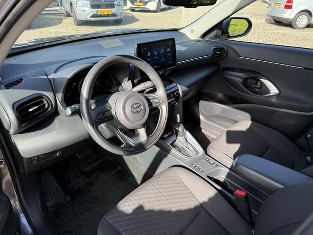 Toyota YARIS Cross 1.5 Hybrid 115 Active | ACC | PDC V+A | Climate control | Apple Carplay / Android Auto | Qi-lader