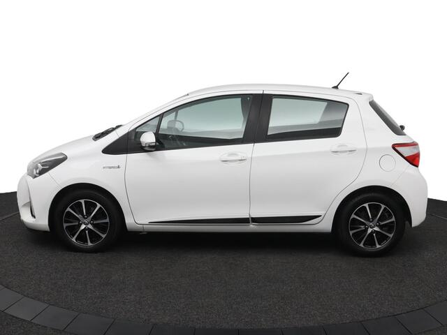 Toyota YARIS 1.5 Hybrid Design Sport | Climate control | Cruise control | Keyless start |