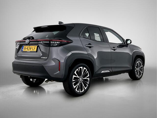 Toyota YARIS Cross 1.5 Hybrid Executive | 1e Eigenaar | Dealer Onderhouden | BTW'er | JBL | Head up Display | Stoelverwarming |