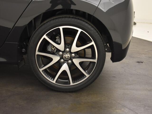 Toyota YARIS 1.5 Hybrid Executive | Panoramadak | JBL | BLS | HUD