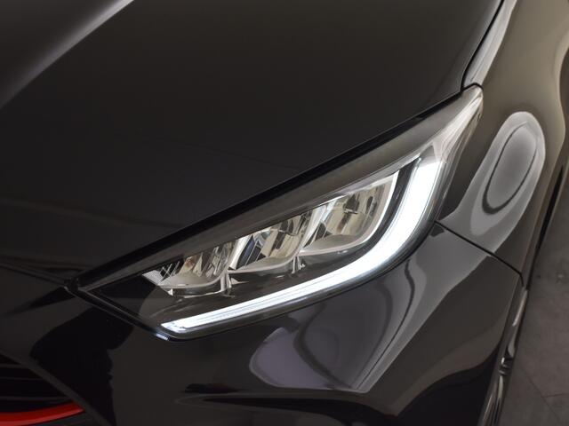 Toyota YARIS 1.5 Hybrid Executive | Panoramadak | JBL | BLS | HUD