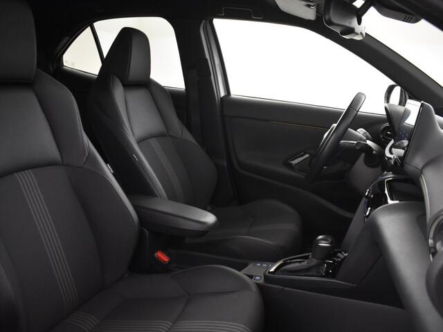 Toyota YARIS 1.5 Hybrid Adventure | Parkeersensoren V+A | Stoelverwarming