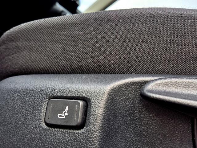 Toyota YARIS 1.5 Hybrid Automaat Dynamic | Stoelverwarming | Cruise