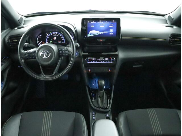 Toyota YARIS Cross 1.5 Hybrid Adventure | Stoelverwarming | Stuurverwarming | Navigatie |