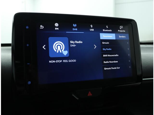 Toyota YARIS Cross 1.5 VVT-I First Edition | 1350kg. trekgewicht | Keyless | ACC |