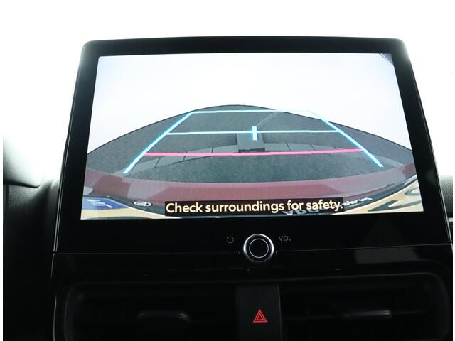 Toyota YARIS 1.5 Hybrid 130 Executive | Navigatie | Parkeer sensoren | Stoelverwarming |