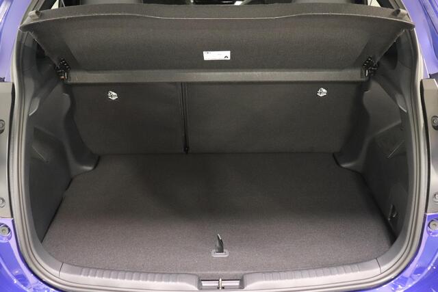 Toyota YARIS 1.5 Hybrid 130 Executive, ¤2000 inruilpremie, Nieuw, Snel leverbaar, Blind Spot, Apple Carplay, Android Auto, Parkeersensoren, Stoelverwarming!