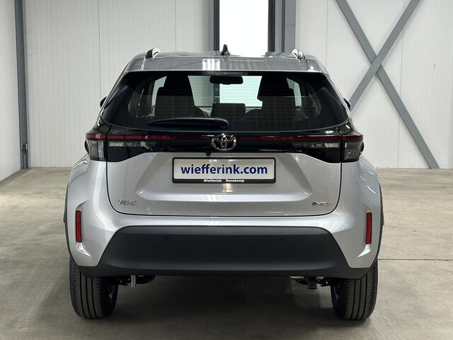 Toyota YARIS Cross 1.5 Hybrid 115 Active | Apple Carplay/Android Auto | Camera |