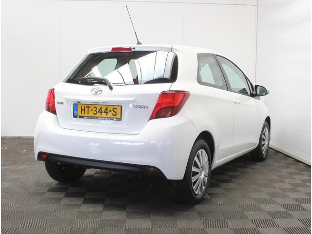 Toyota YARIS 1.3 VVT-i Aspiration AIRCO | CAMERA | CRUISE | ROLSTOELLIFT | CV | ELRM | STB | BLUETOOTH