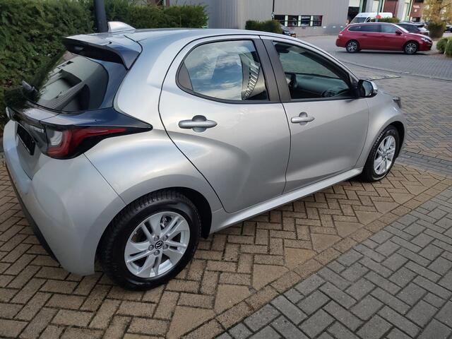 Toyota YARIS 1.5 Agile Mazda 2 1.5 Hybride Automaat Camera Stoel-Stuurverw. ClimateControl All-Season Keyless Navi-Carplay