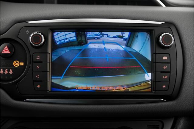 Toyota YARIS 1.3 VVT-i Automaat Camera Navigatie Climat control