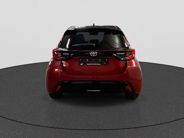 Toyota YARIS 1.5 Hybrid Executive Bi Tone | Rijklaar | Blindspot | Sensoren | HUD | 17 "