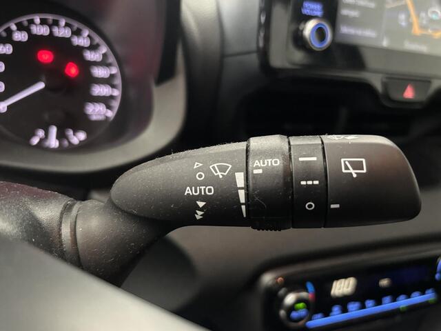 Toyota YARIS 1.5 Hybrid Active APPLE CARPLAY/ANDROID AUTO, NEDERLANDSE AUTO, SLECHTS 72.155KM!!!