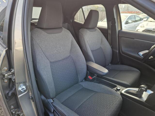 Toyota YARIS Cross 1.5 Hybrid AWD Dynamic Trekhaak | Parkeersensoren